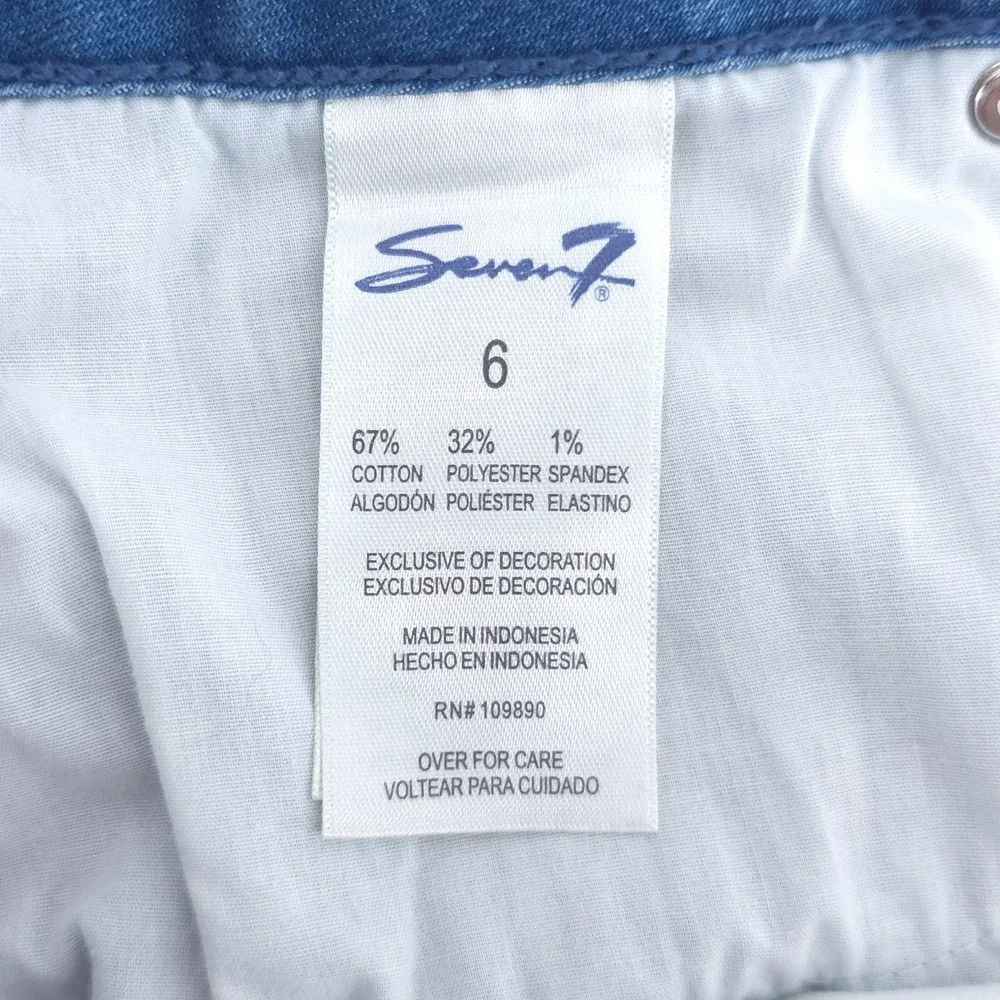 Seven7 Women Denim Shorts Size 6 Blue Bermuda Distressed‎ Stretch